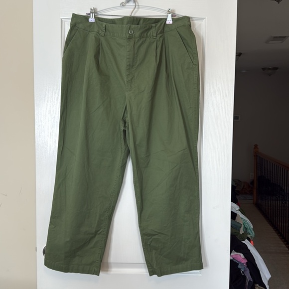 On 34th Pleated Chino Straight Leg Ankle Pants Olive Green 16W - Picture 6 of 15